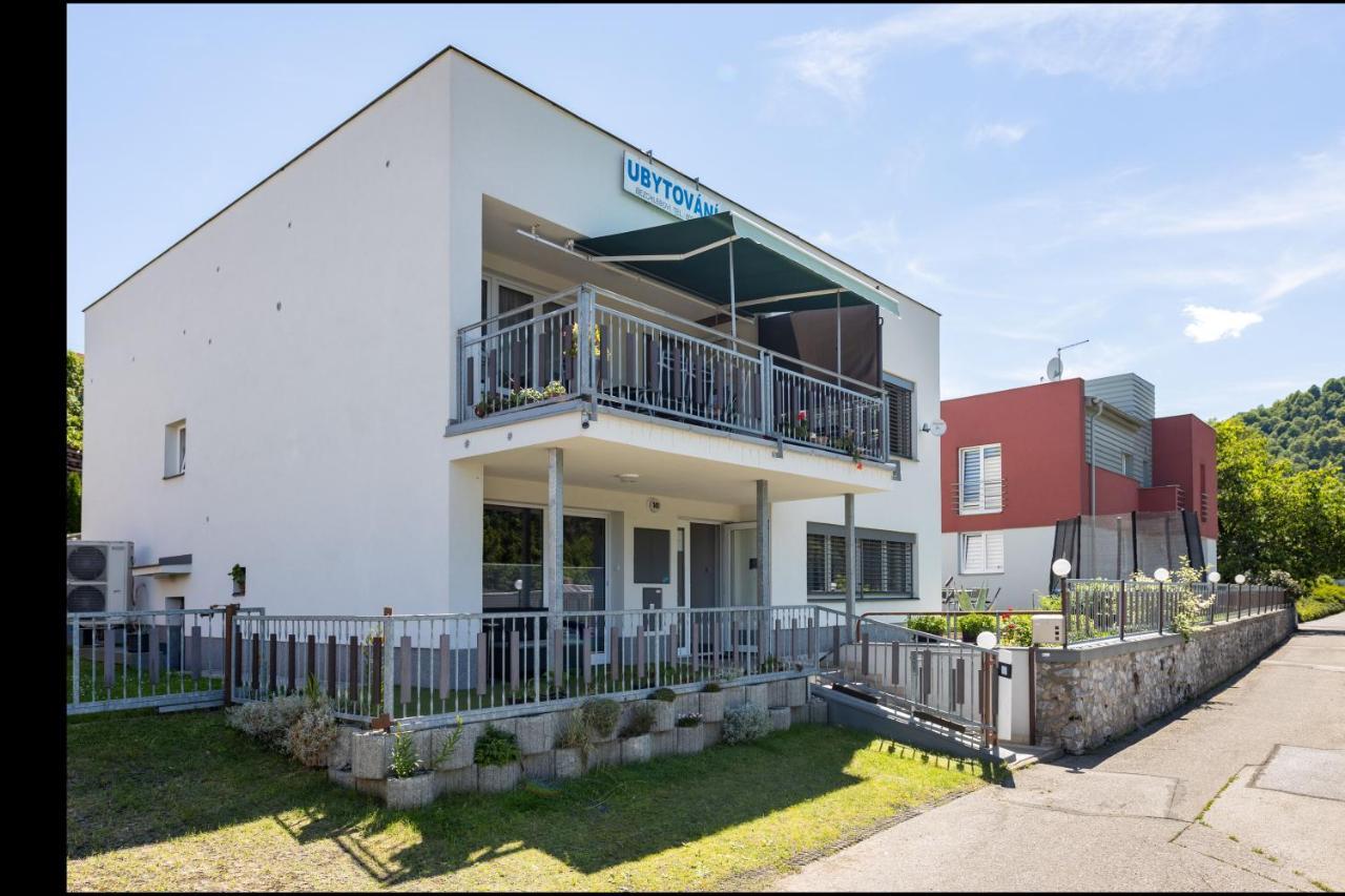 Ubytovani Bezchlebovi Hotel Český Krumlov Exterior foto